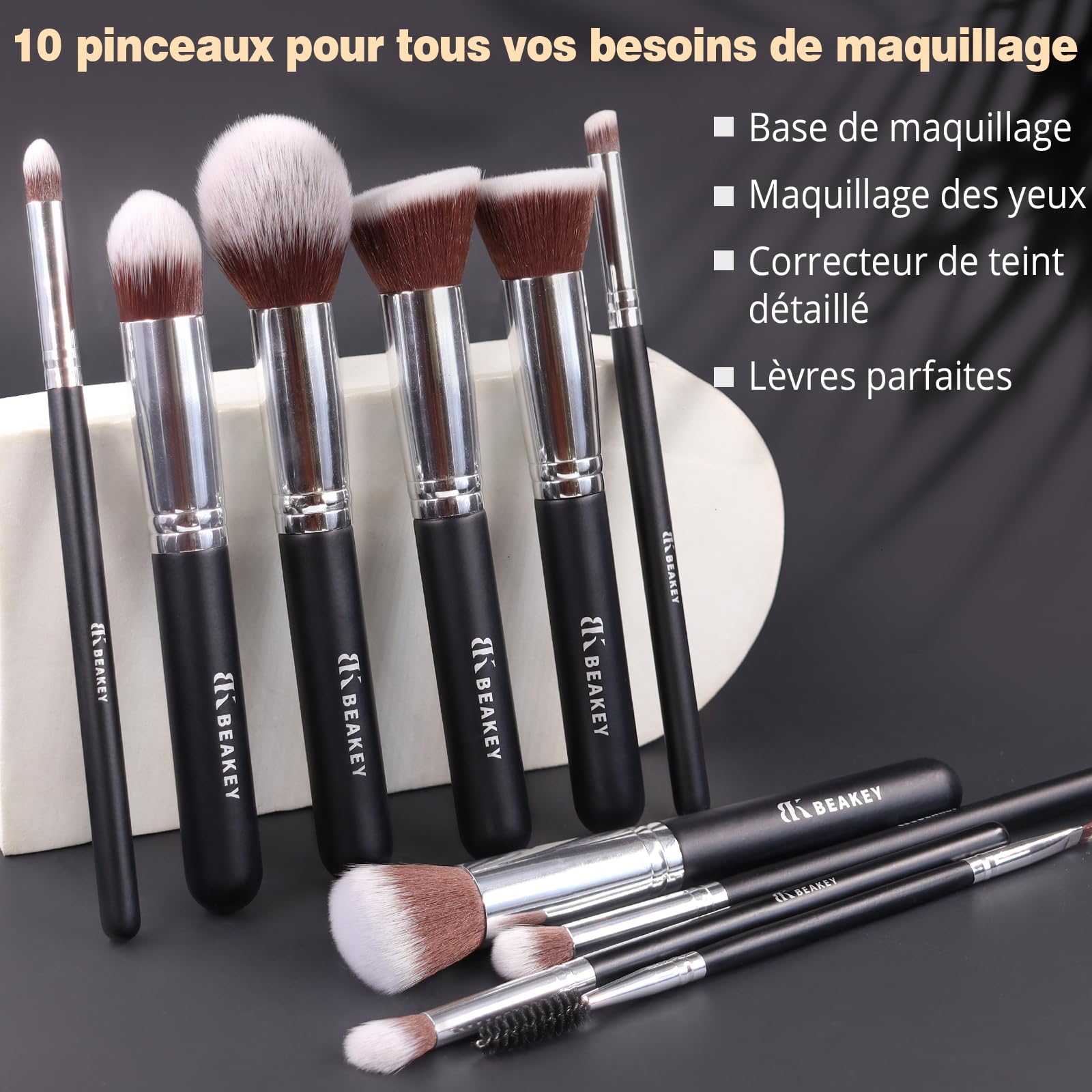 BEAKEY Pinceaux Maquillages Professionnel, Pinceau Maquillage Pour Fond de Teint Blush L'anti-cernes Fard à Paupières Poudre Libre, Avec Blender Eponge(10+2pcs, Noir/Argent) Skin Lab